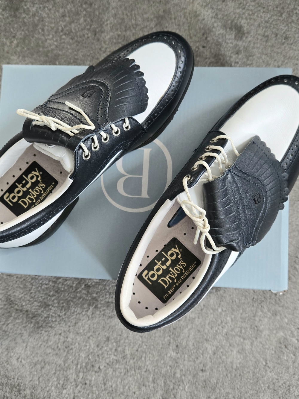 Footjoy Women's Two-Tone Black and White Leather Shoes Size US 7.5 - Picture 10 of 10